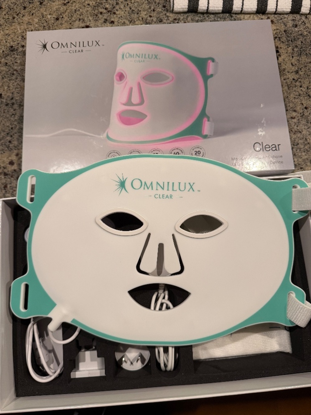 Omnilux Clear Mask